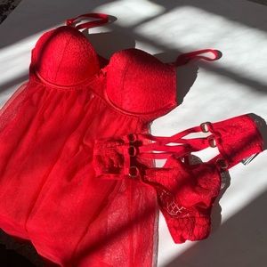 Perfect Victoria’s Secret Valentine’s Day set